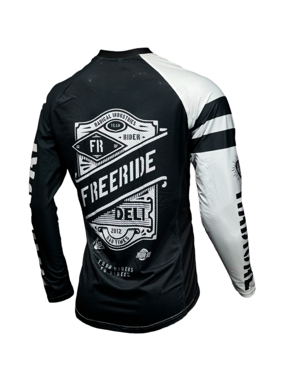 Jersey Radical Team Negro Blanco - Image 2